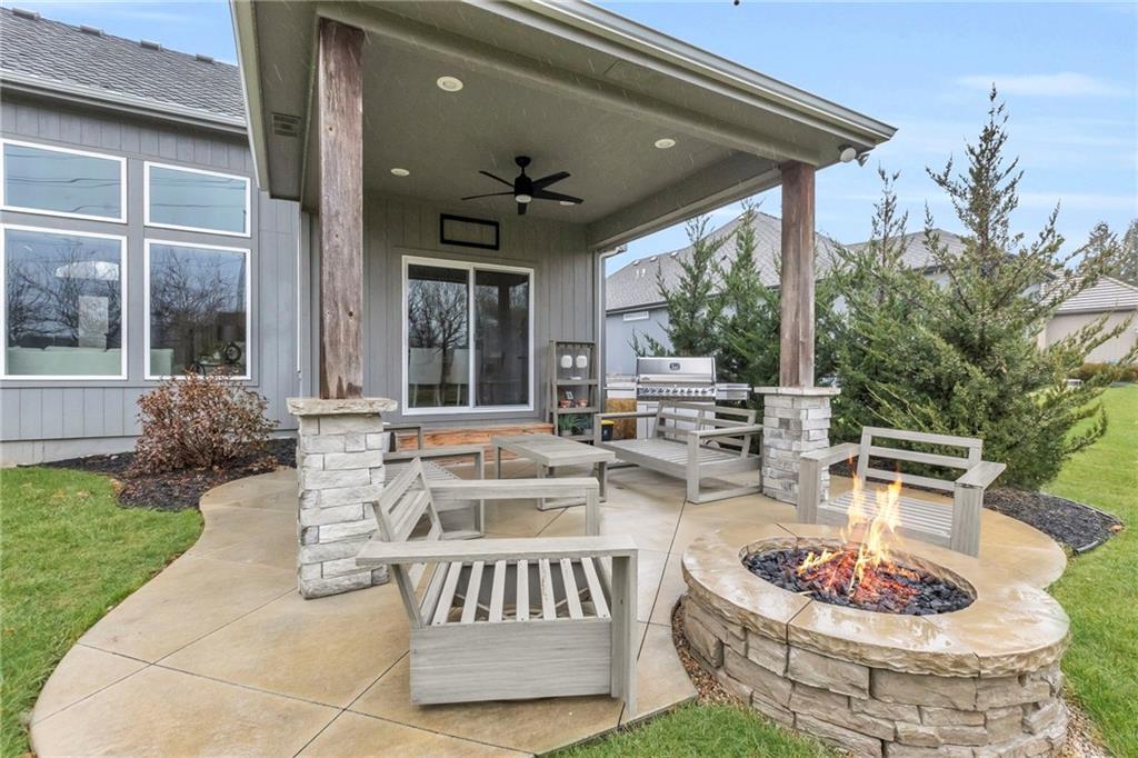 10315 N Revere Avenue