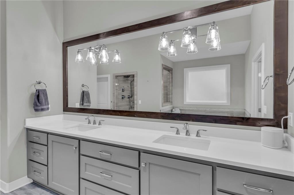 10315 N Revere Avenue