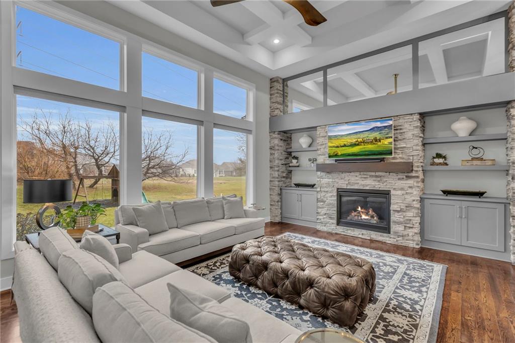 10315 N Revere Avenue