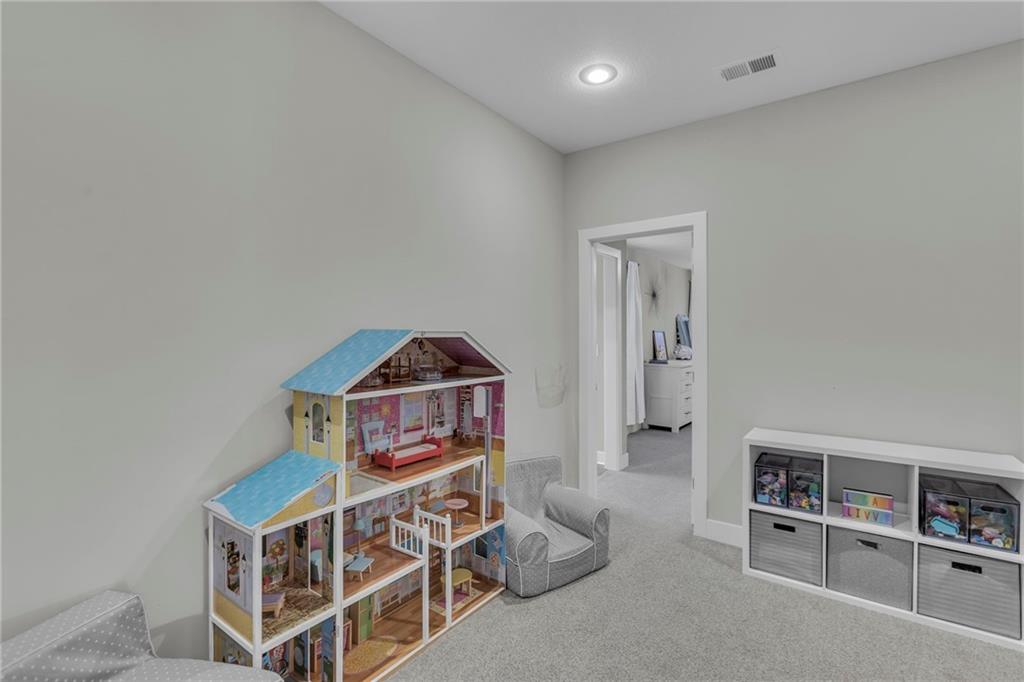 10315 N Revere Avenue