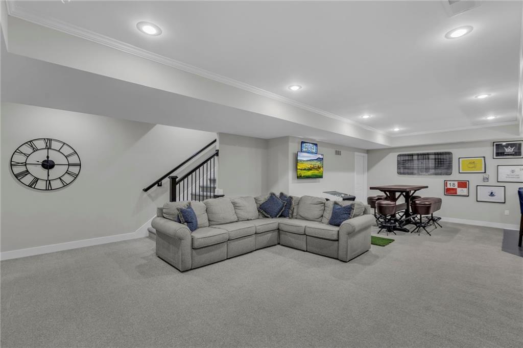 10315 N Revere Avenue