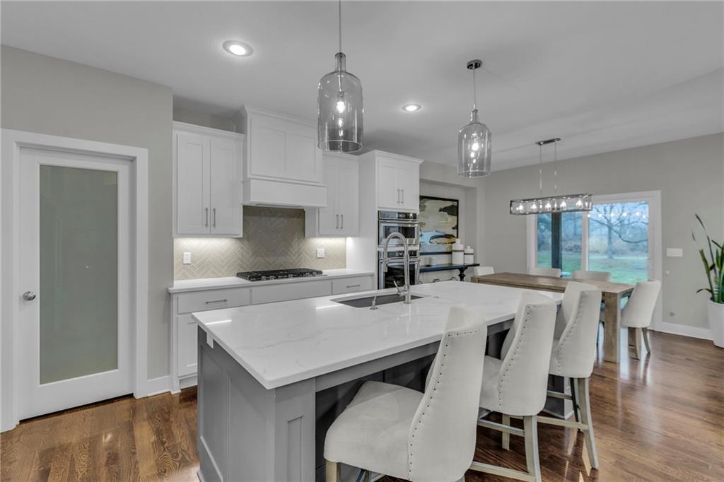 10315 N Revere Avenue