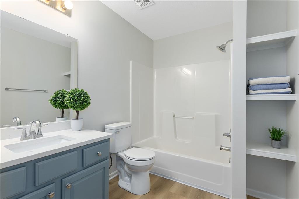 11212 N Ditman Avenue