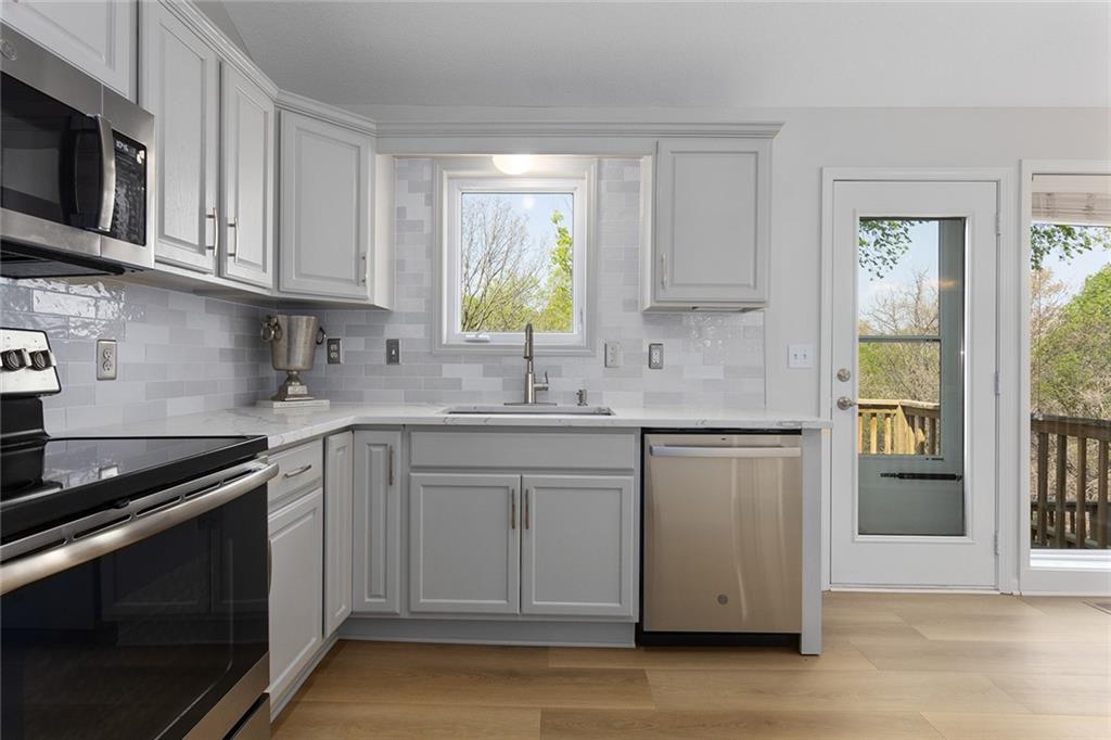 11212 N Ditman Avenue