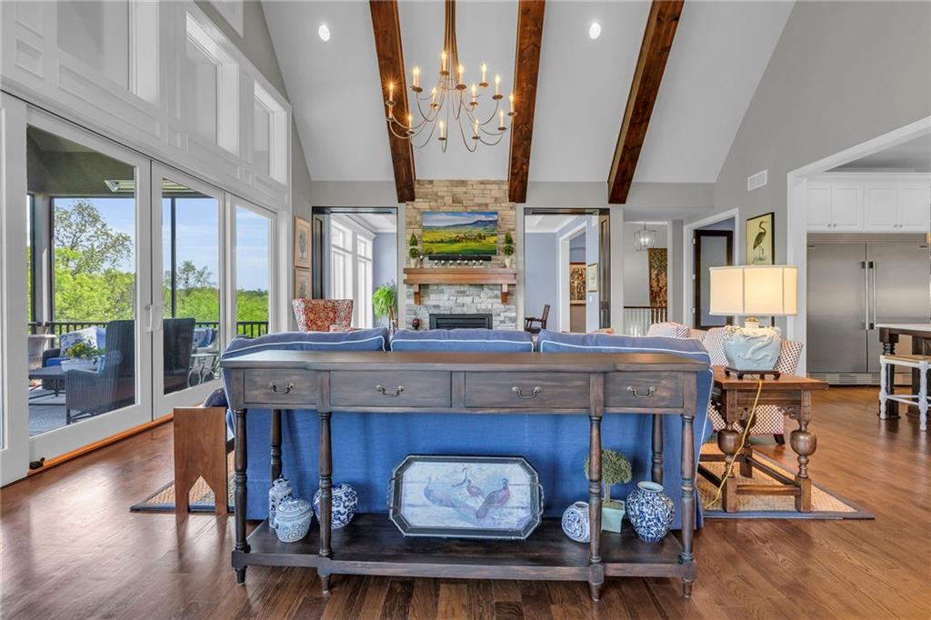 6325 Edgewater Drive