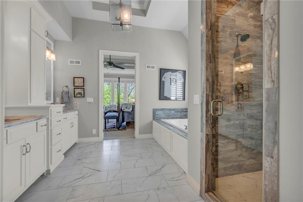 6325 Edgewater Drive