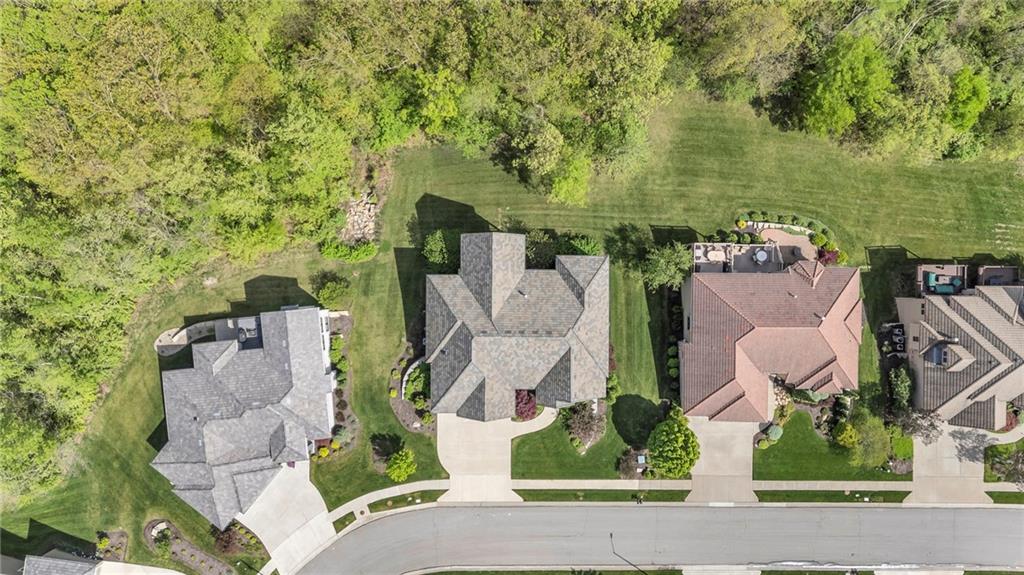 6325 Edgewater Drive