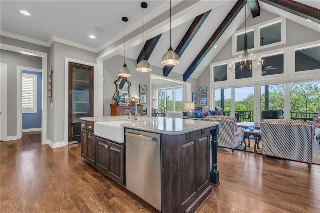 6325 Edgewater Drive