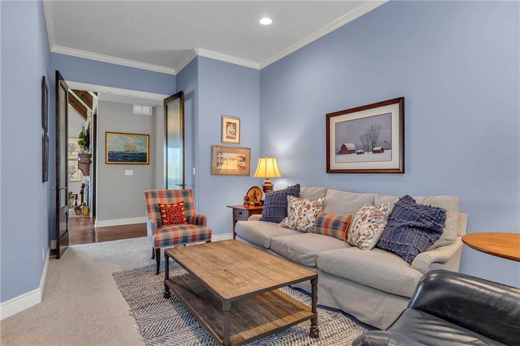 6325 Edgewater Drive