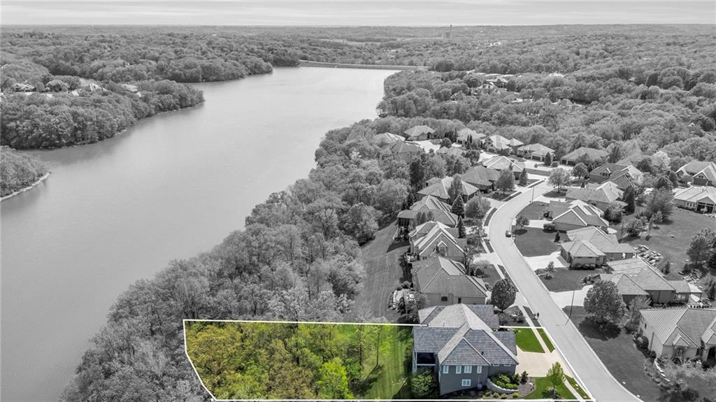 6325 Edgewater Drive