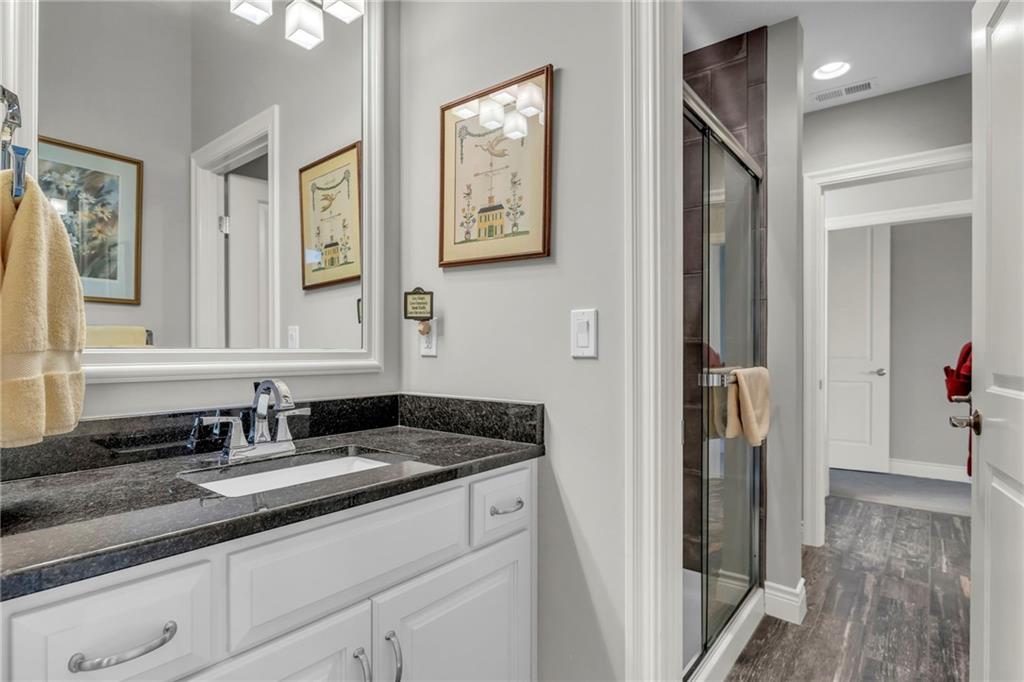 6325 Edgewater Drive