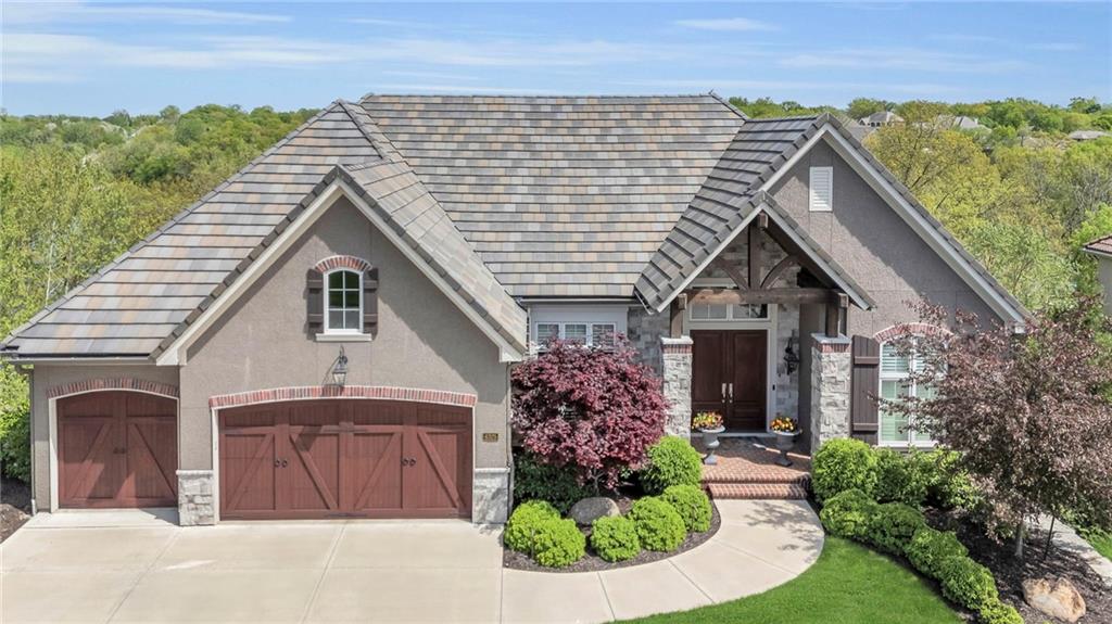 6325 Edgewater Drive