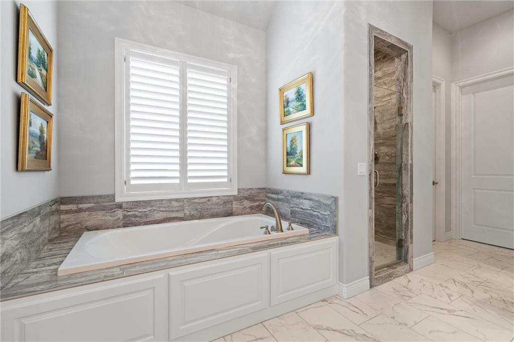 6325 Edgewater Drive