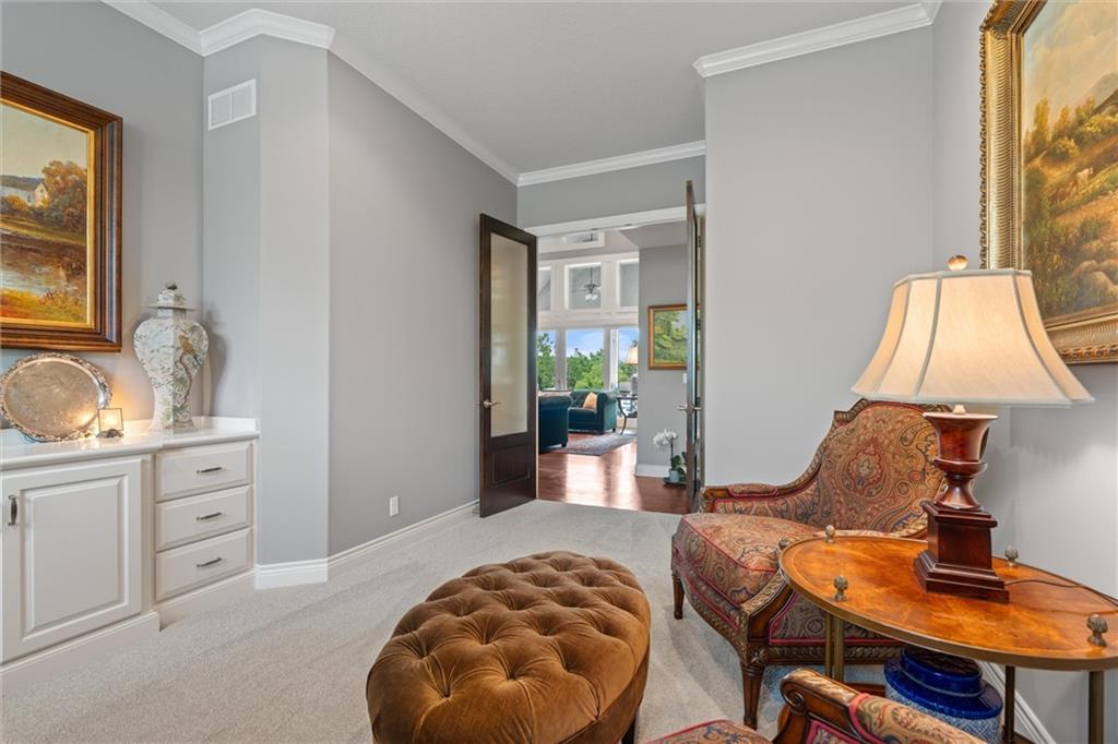 6325 Edgewater Drive