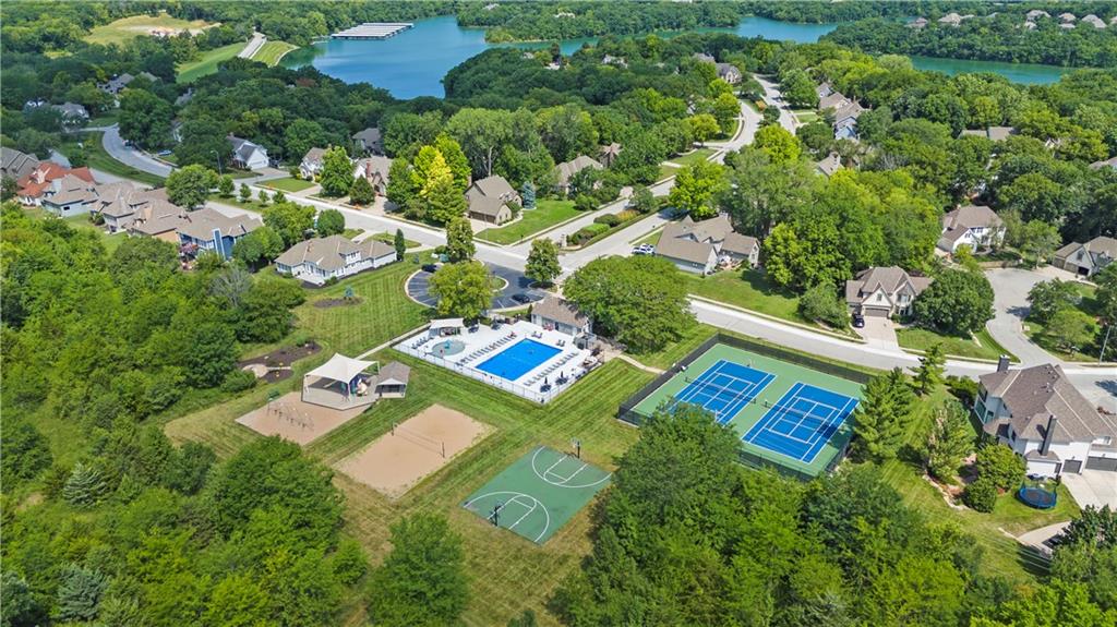 6325 Edgewater Drive