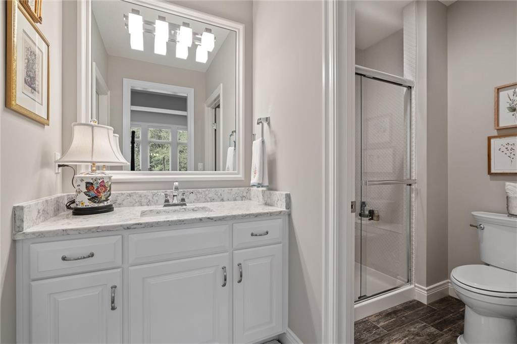 6325 Edgewater Drive