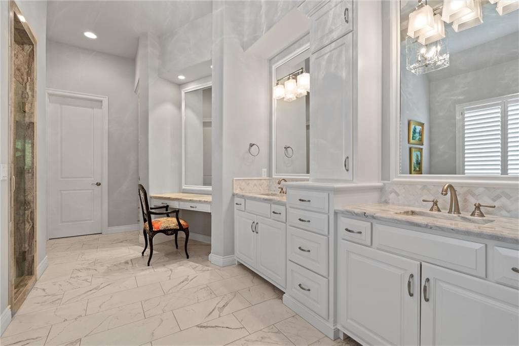 6325 Edgewater Drive