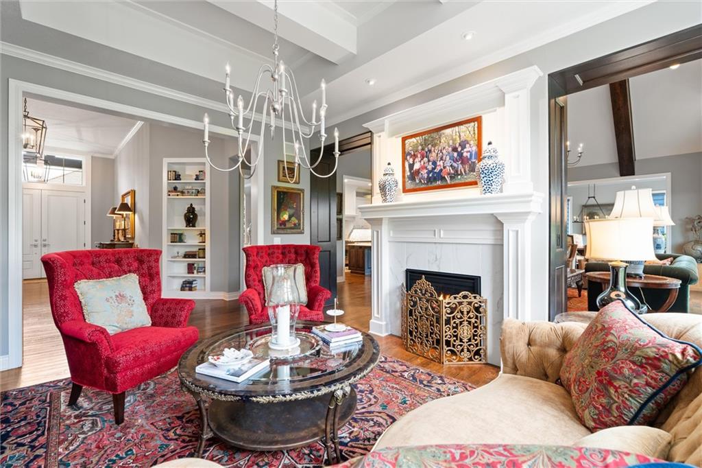 6325 Edgewater Drive