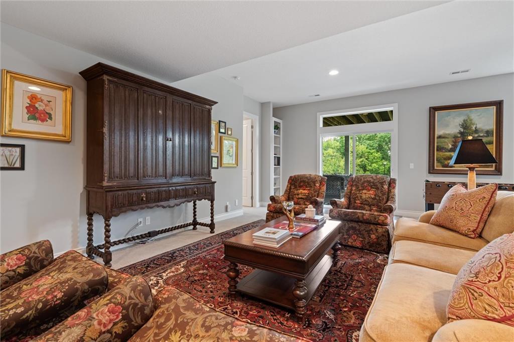 6325 Edgewater Drive