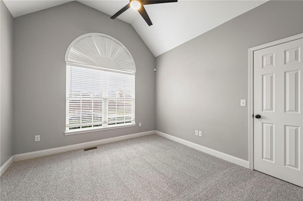 9605 N Adrian Avenue