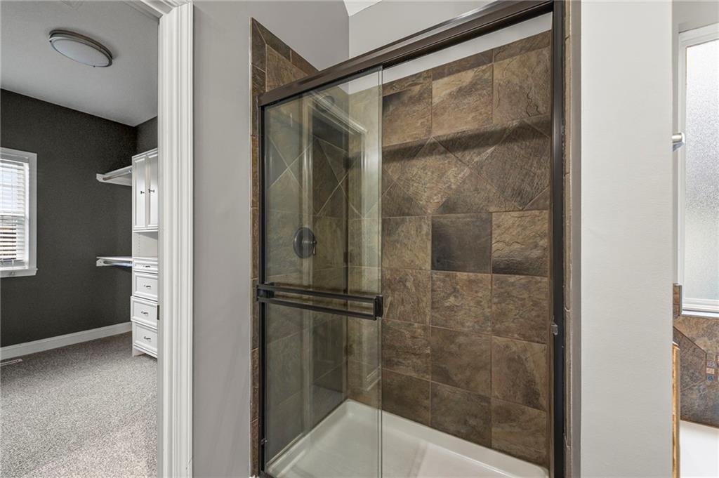 9605 N Adrian Avenue