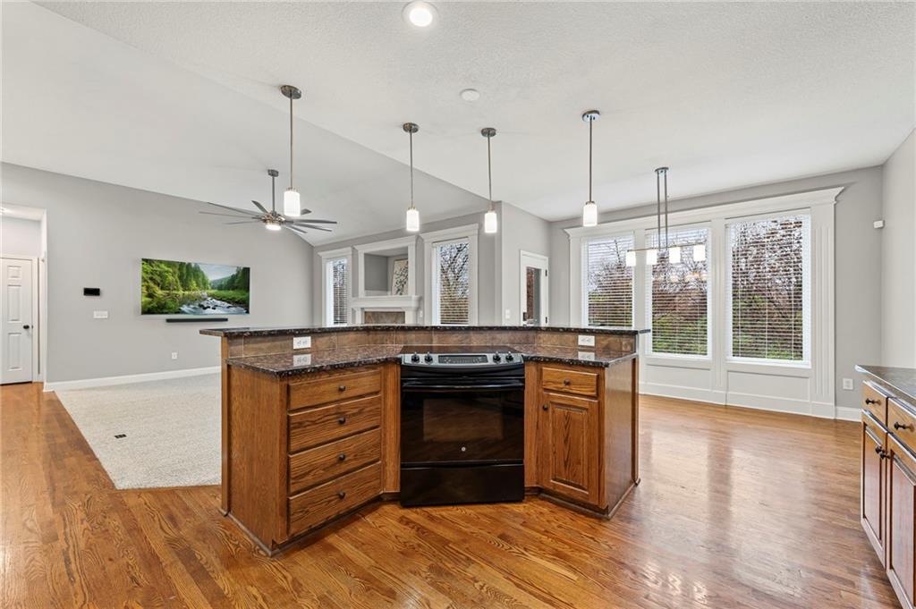 9605 N Adrian Avenue