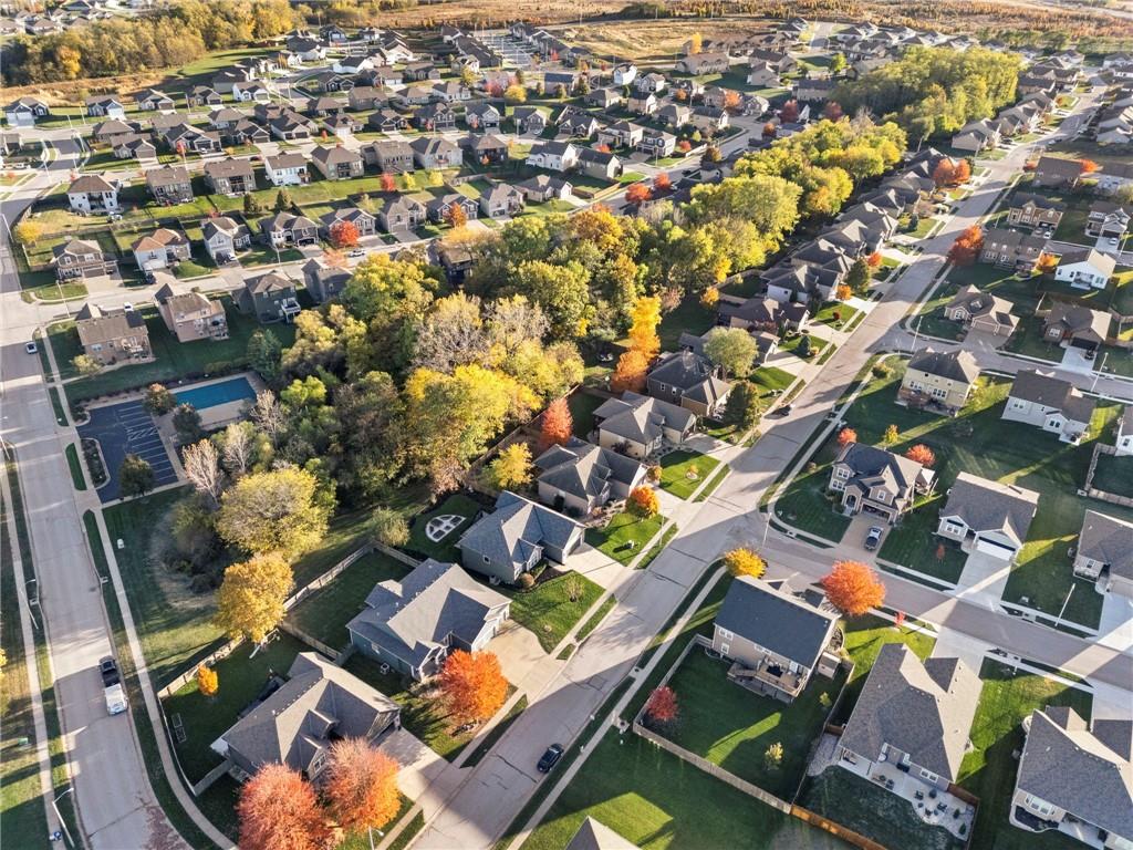 9605 N Adrian Avenue