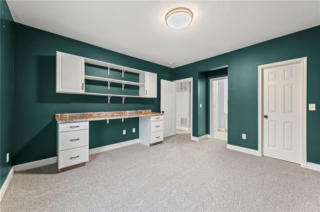 9605 N Adrian Avenue