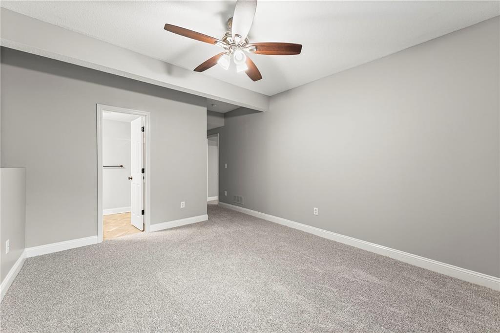 9605 N Adrian Avenue