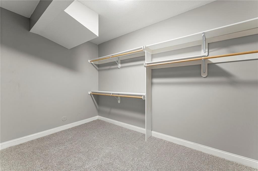 9605 N Adrian Avenue