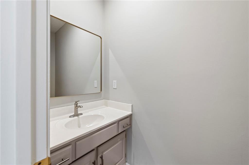 6650 NW MONTICELLO Drive