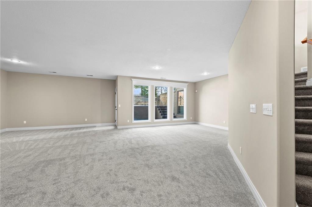 10321 N Revere Avenue