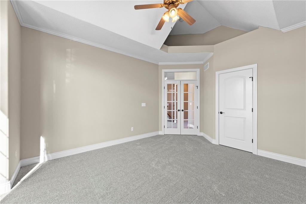 10321 N Revere Avenue