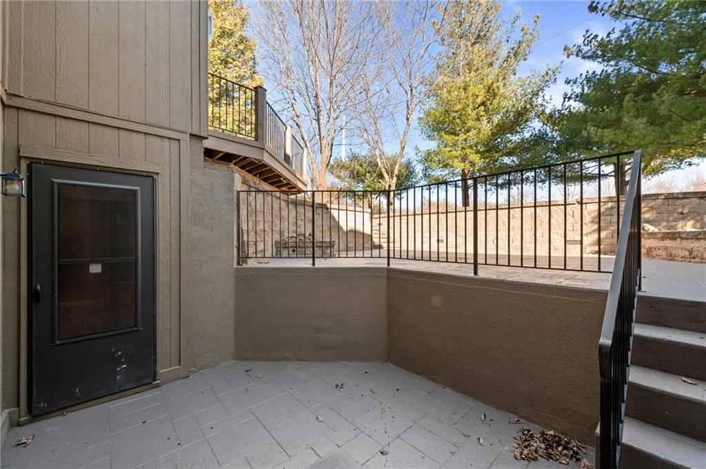 10321 N Revere Avenue