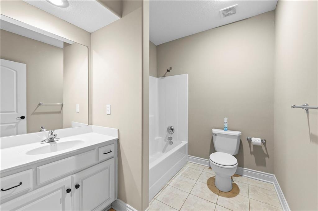 10321 N Revere Avenue