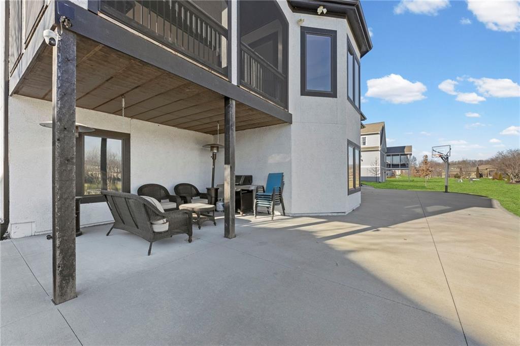 8605 NE Shoal Creek Parkway