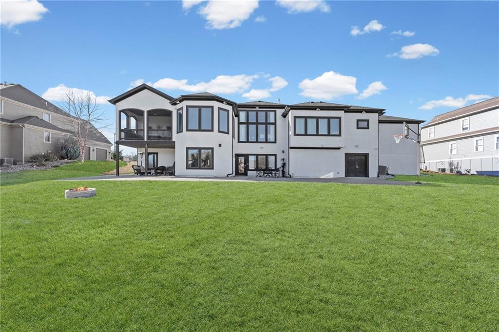 8605 NE Shoal Creek Parkway