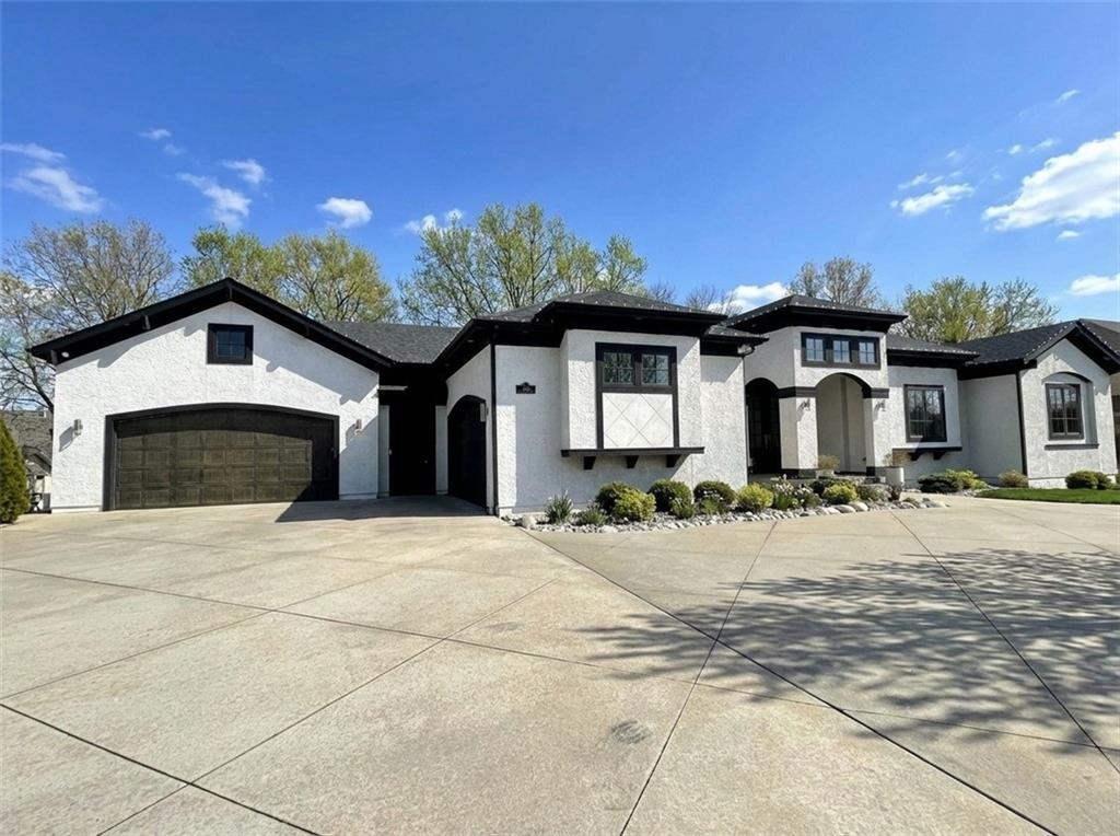 8605 NE Shoal Creek Parkway