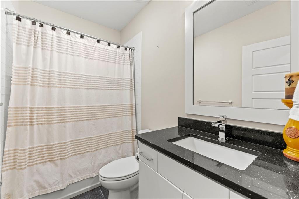 8605 NE Shoal Creek Parkway