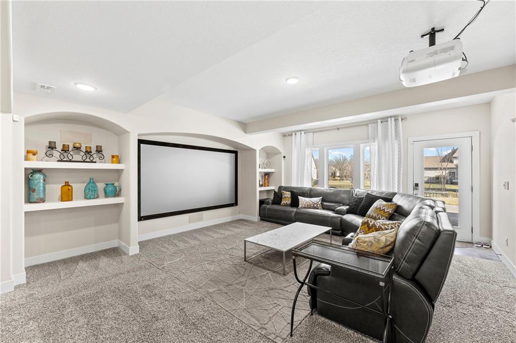 8605 NE Shoal Creek Parkway