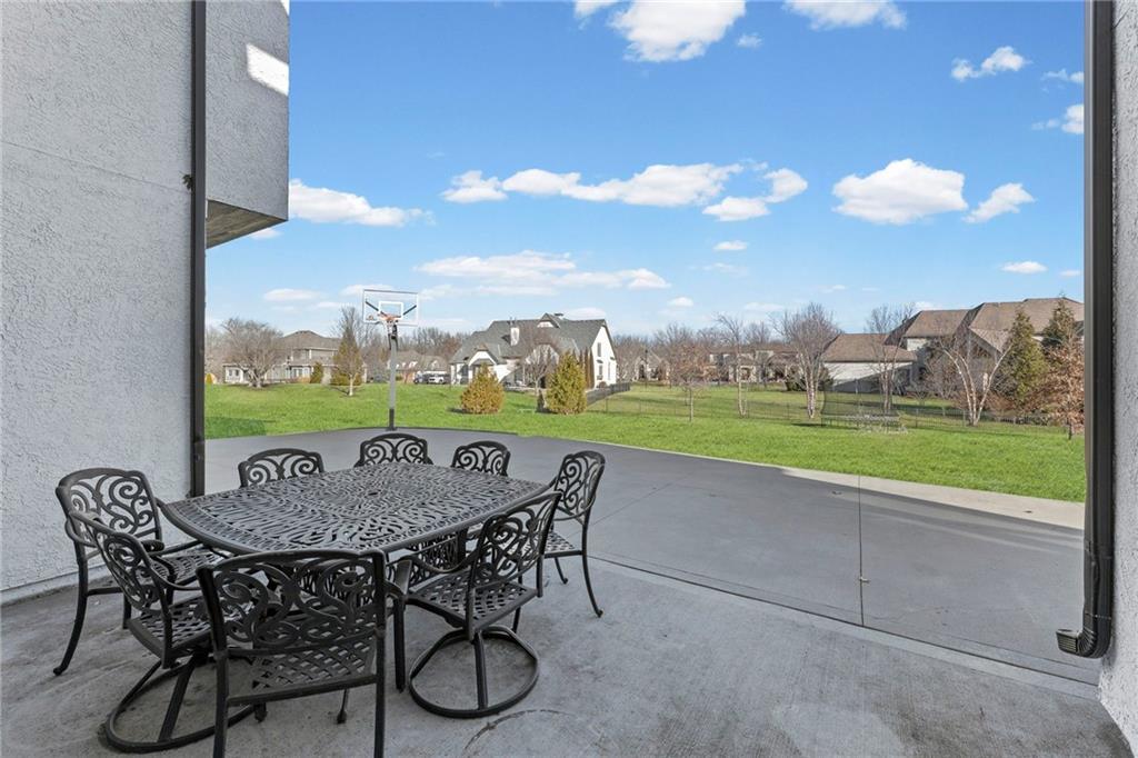 8605 NE Shoal Creek Parkway