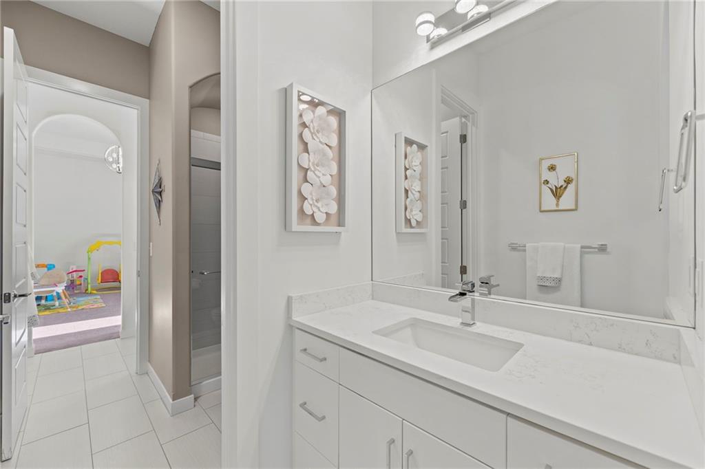 8605 NE Shoal Creek Parkway