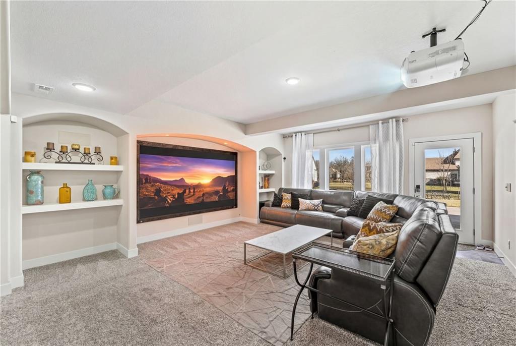 8605 NE Shoal Creek Parkway