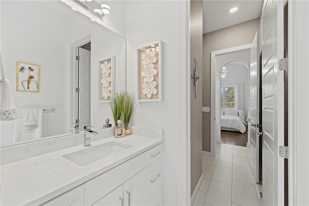 8605 NE Shoal Creek Parkway