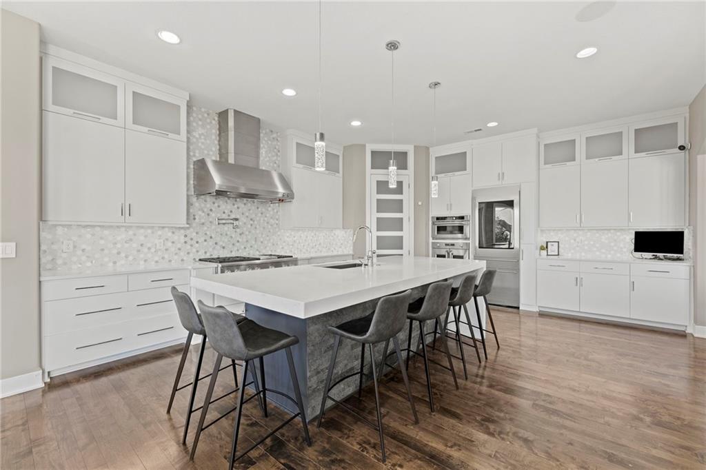 8605 NE Shoal Creek Parkway