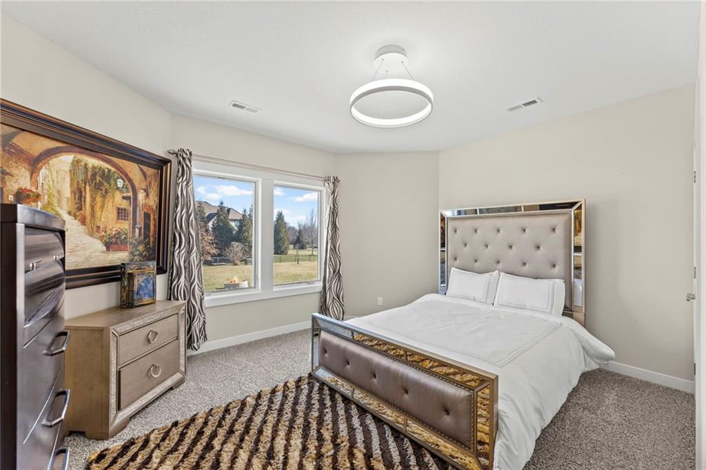 8605 NE Shoal Creek Parkway