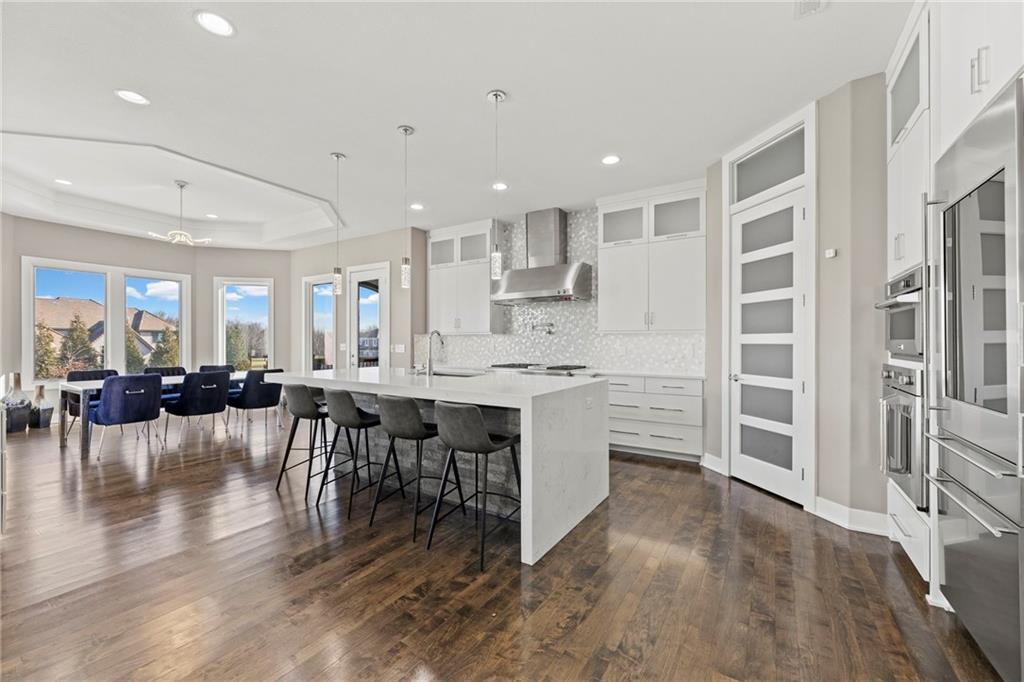 8605 NE Shoal Creek Parkway