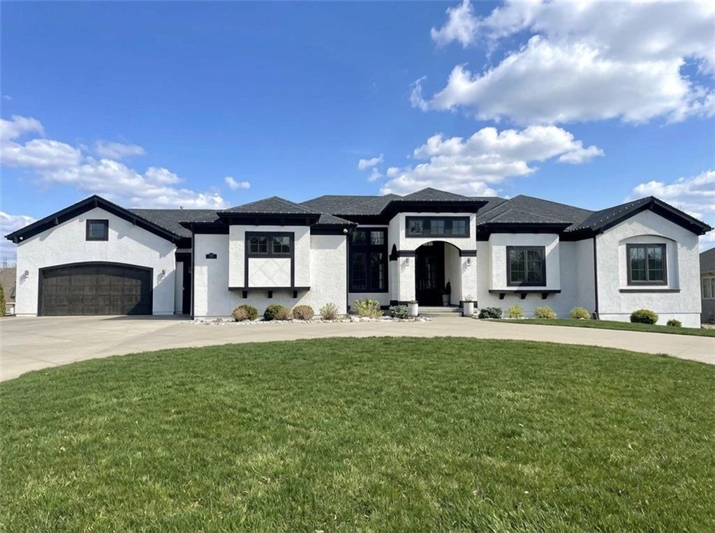 8605 NE Shoal Creek Parkway