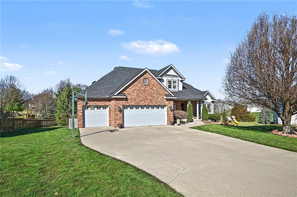 13090 Red Oak Court