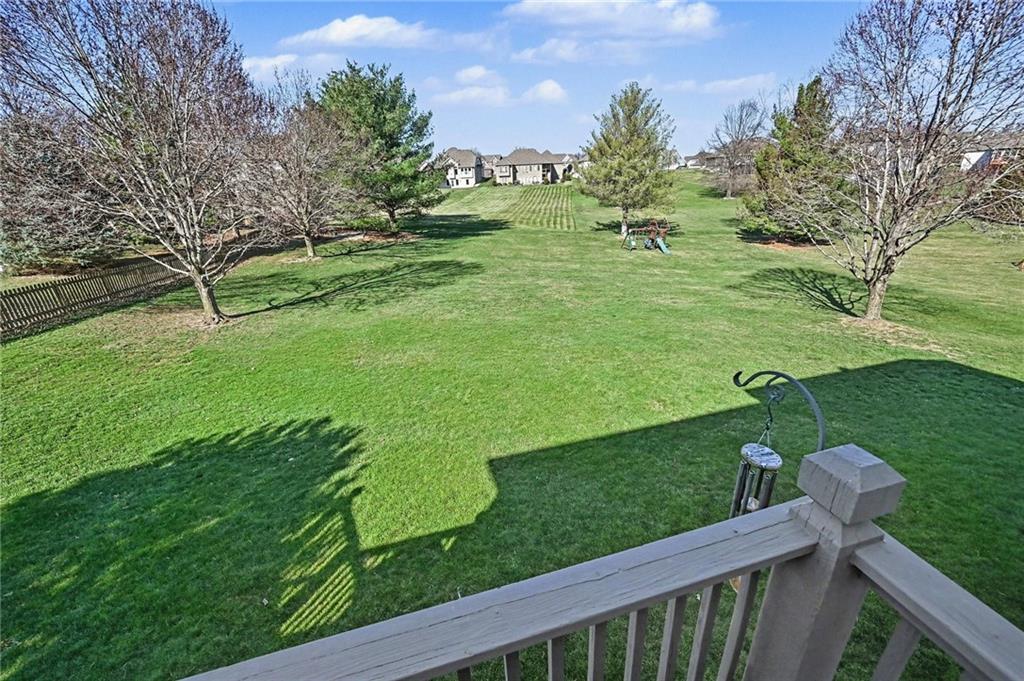 13090 Red Oak Court